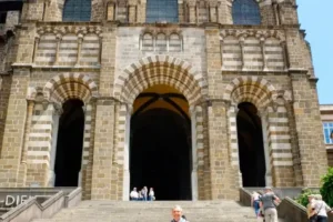 Pilgern_Les_Cros_Le_Puy_20180519_95